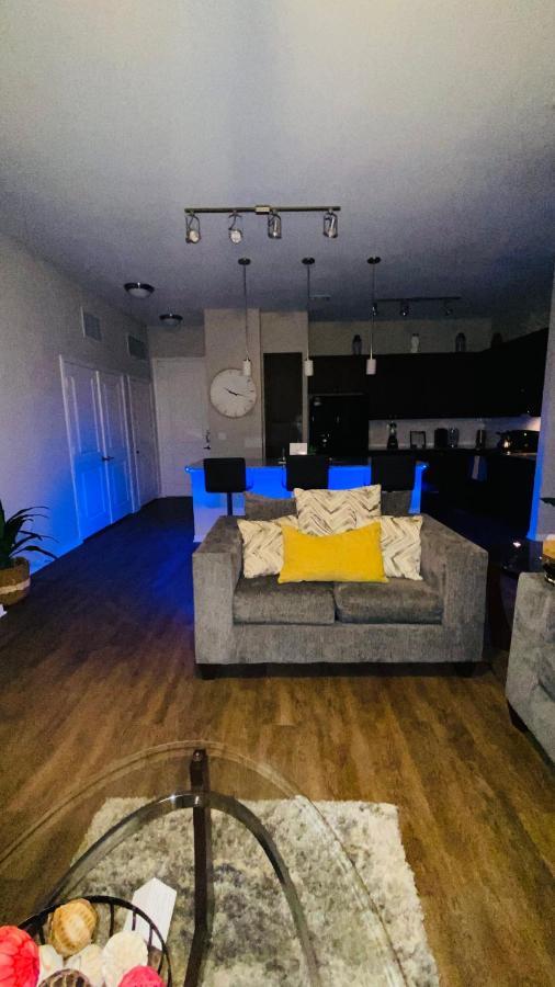 Walk To Nrg-City View Balcony- Free Parking-2Bdrm Near Nrg-Med Center-Galleria-Downtown Houston Exterior photo